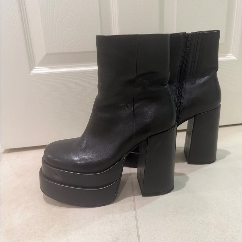 Steve Madden Black Platform Block Heel Ankle Boots